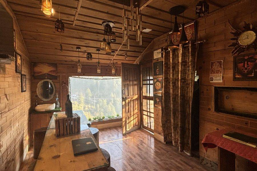 Snowview Village Stay in Jadi