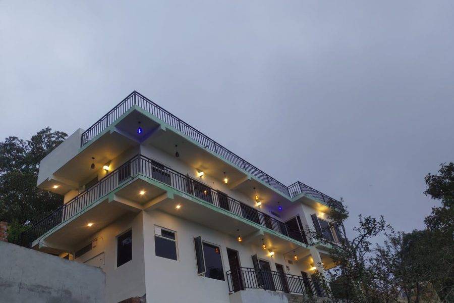 Apple Ridge Stay in Satbunga