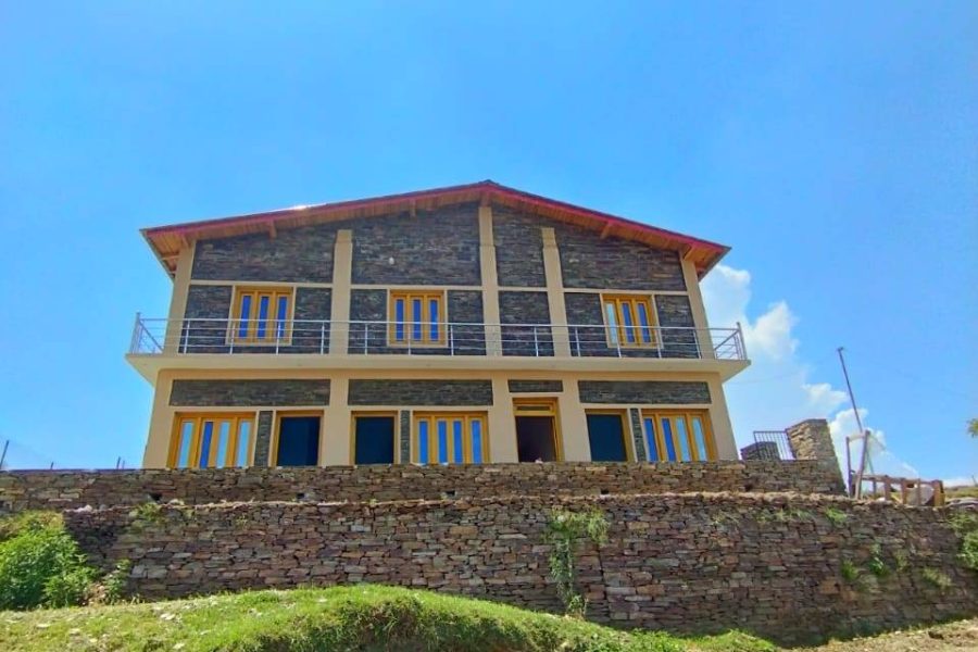 Bandari Stay in Lamgra