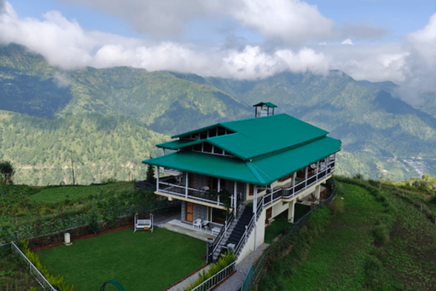 Himalaya View Villa in Kanatal